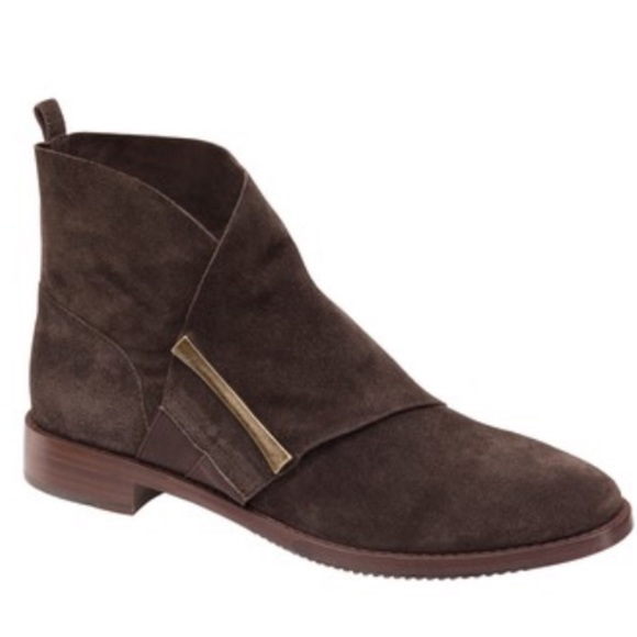 Johnston & Murphy Shoes - Johnston & Murphy Brown Suede Lola Booties 6.5